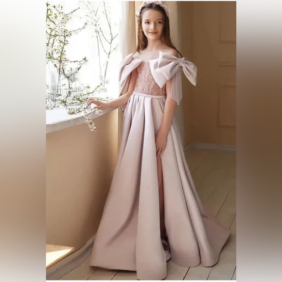 Elegant Pink Off-Shoulder Gown